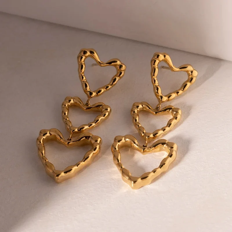 Boucles d'Oreilles Triple Coeurs