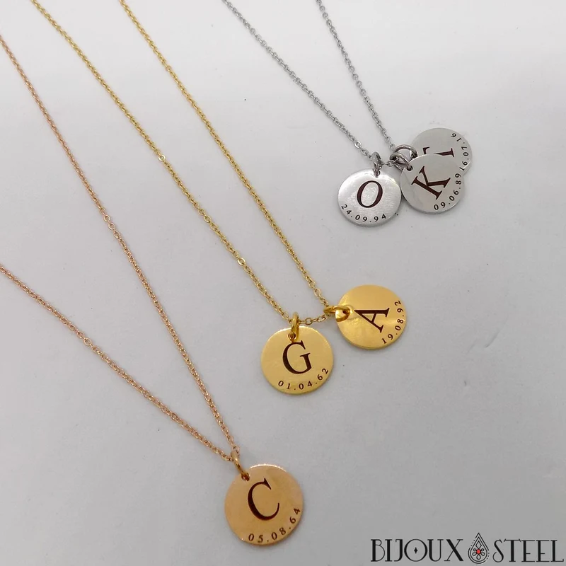 Collier médaille personnalisée initiale et date en acier inoxydable