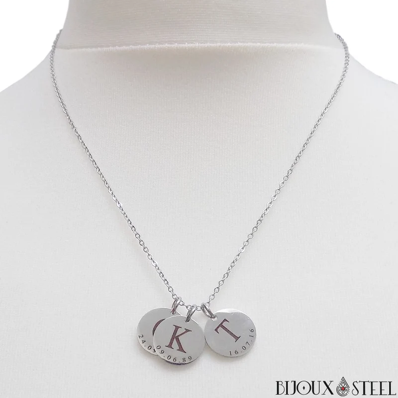 Collier médaille personnalisée initiale et date en acier inoxydable