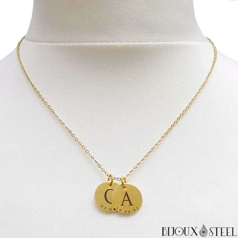 Collier médaille personnalisée initiale et date en acier inoxydable
