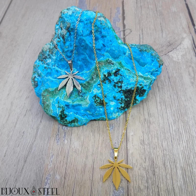 Collier à pendentif feuille de cannabis en acier inoxydable