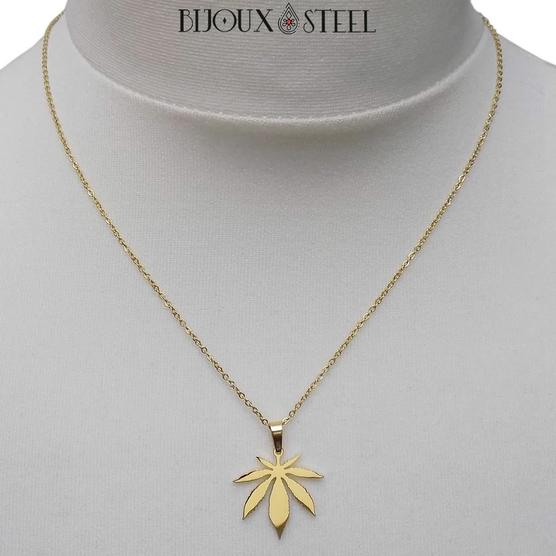 Collier à pendentif feuille de cannabis en acier inoxydable
