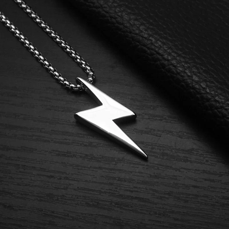 Collier Pendentif Éclair