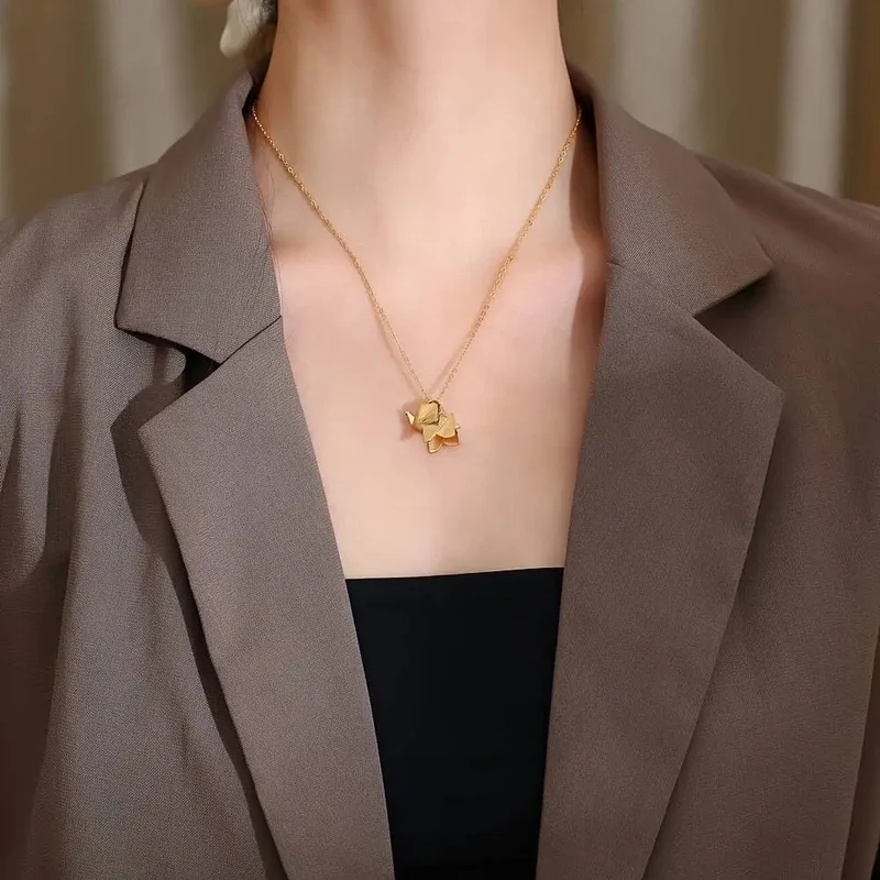 Collier Éléphant Design