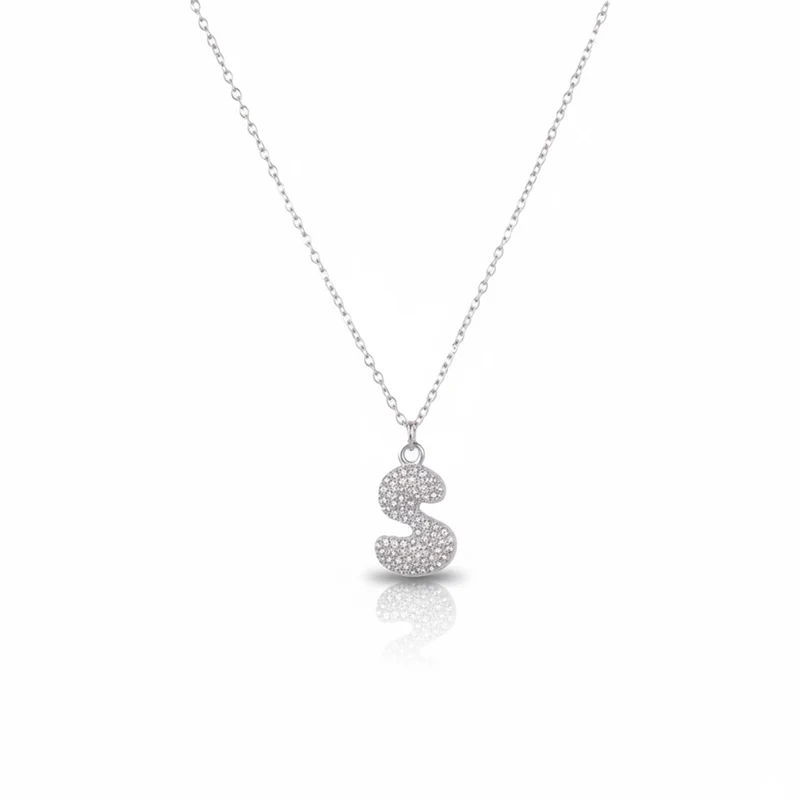 Collier en lettre bubble strass