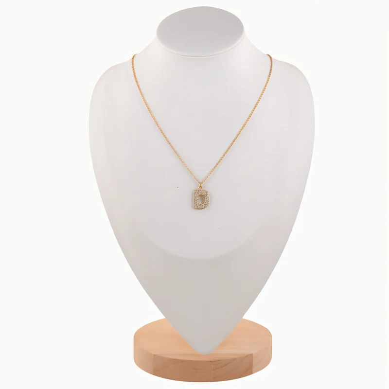 Collier en lettre bubble strass