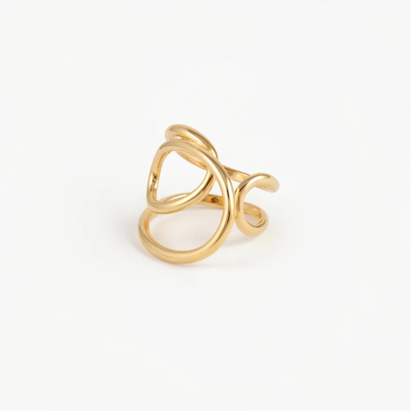 Bague Spirale Fluide Au Design Raffiné