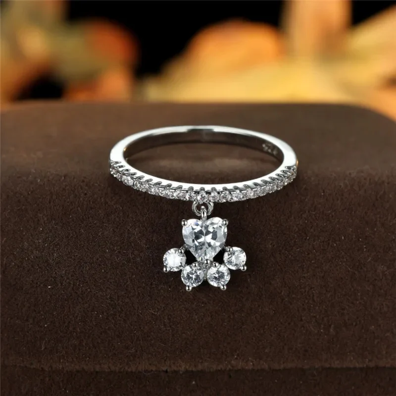 Bague Patte de Chien Strass