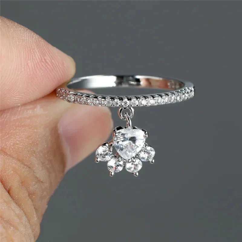 Bague Patte de Chien Strass