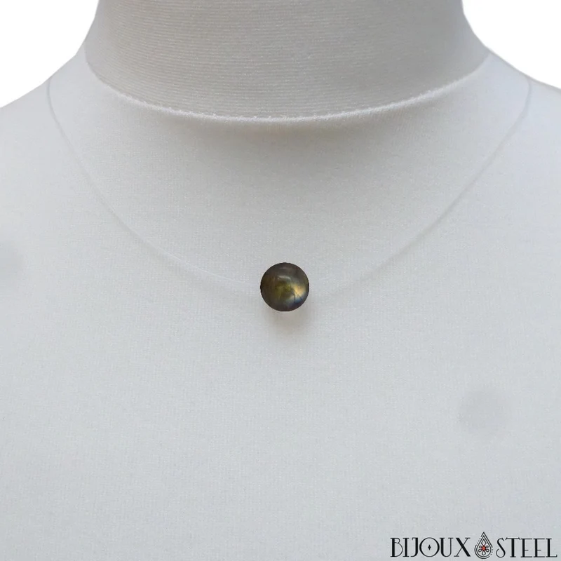 Collier à perle de labradorite sur fil de nylon
