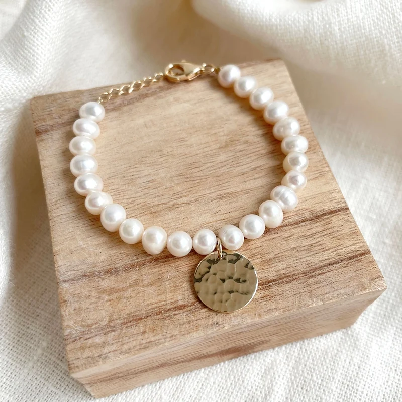 Bracelet "Suzanne" martelé plaqué or