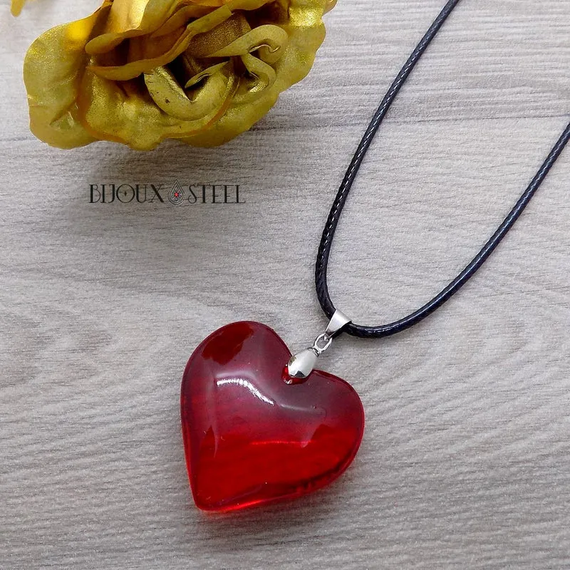 Collier à pendentif cœur rouge en verre