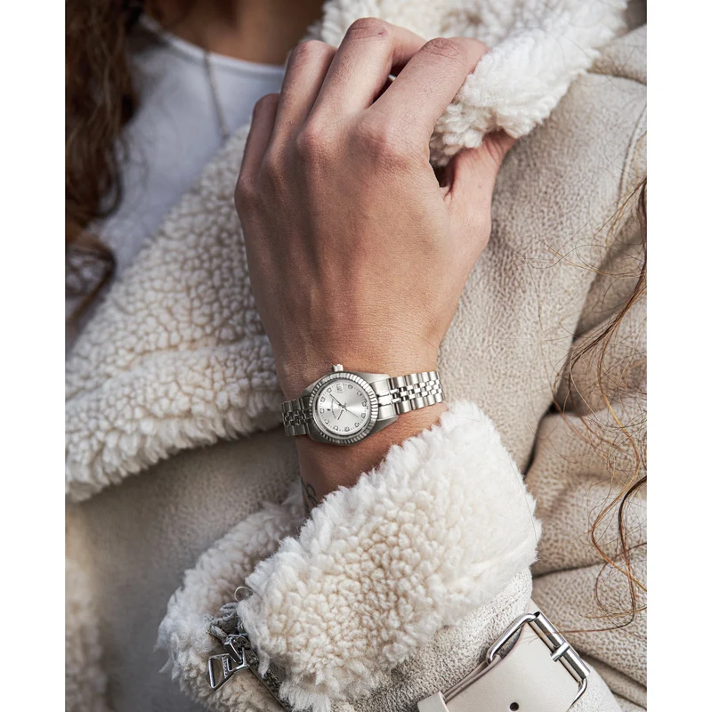 Jacques du Manoir Inspiration Femmes Montre Argent NRO.02