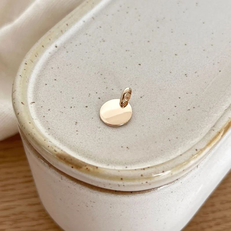 Pendentif "Mini médaillon bombé" plaqué or