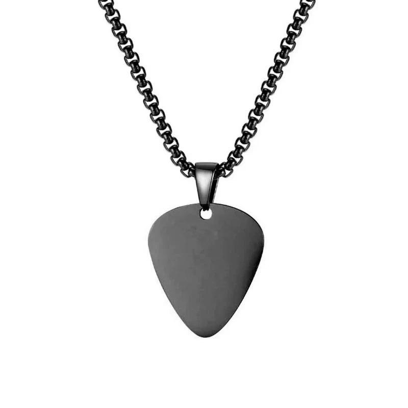 Collier avec Médiator