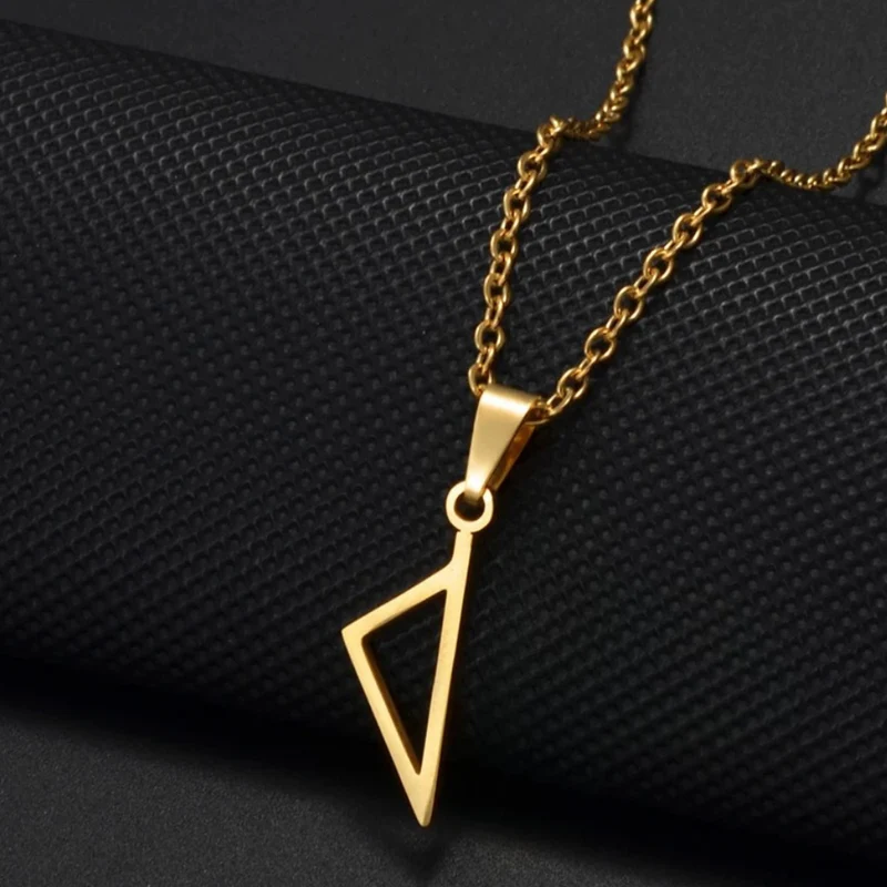Collier Corse Triangle