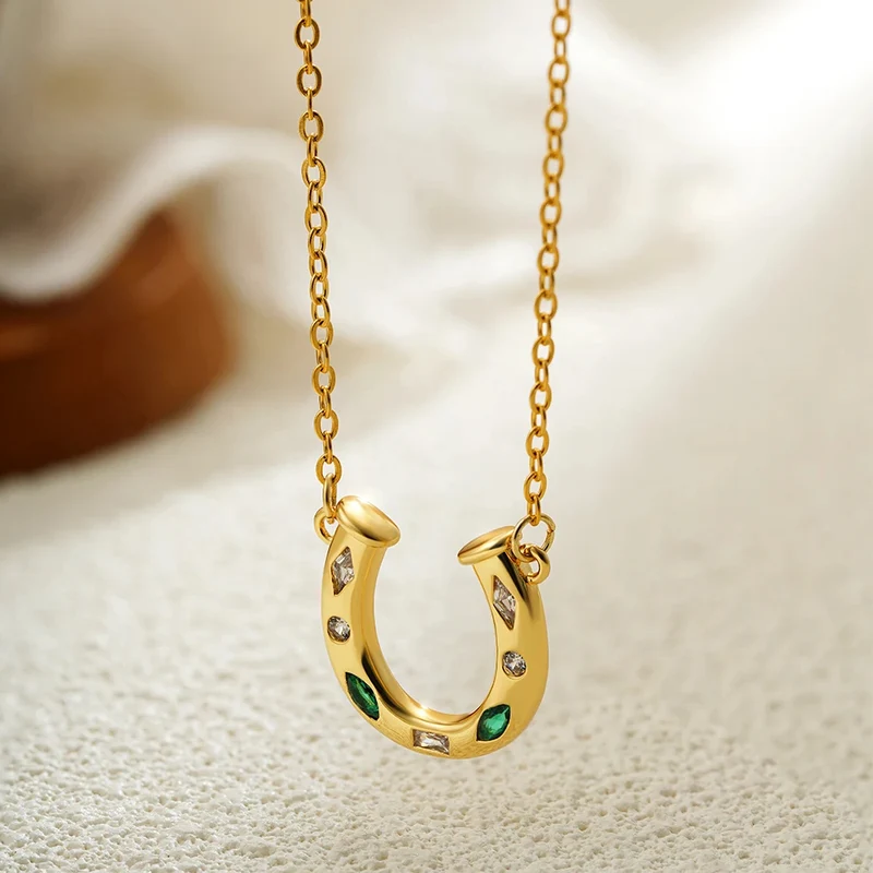 Collier Fer à Cheval Luxe