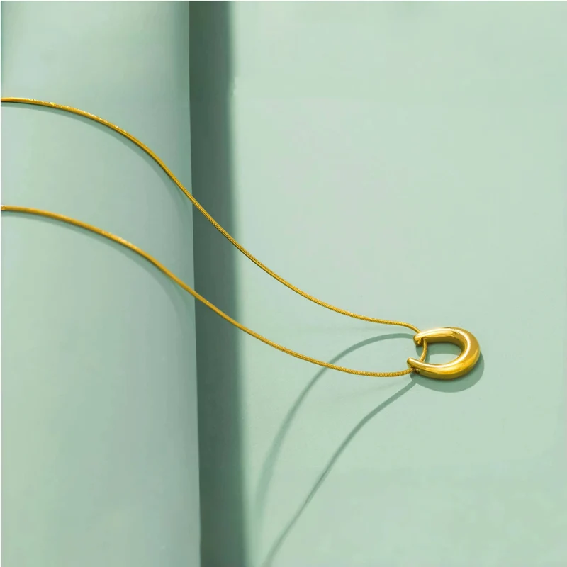 Collier Fer à Cheval Doré