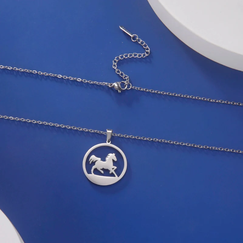 Collier pendentif Cheval