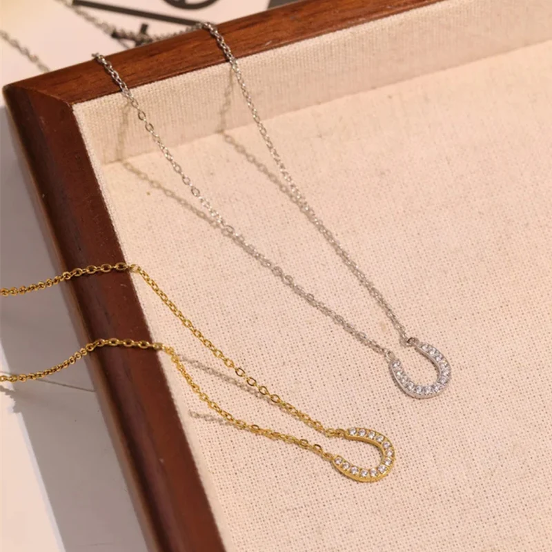 Collier Fer à Cheval Fille