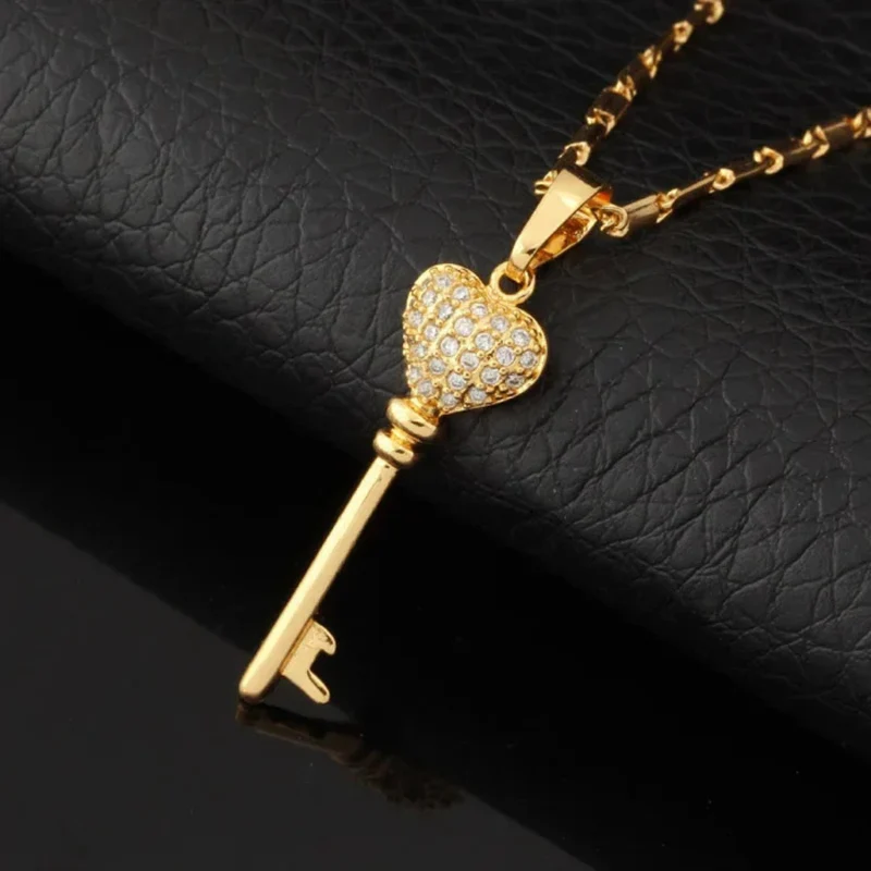 Collier Clé Luxe
