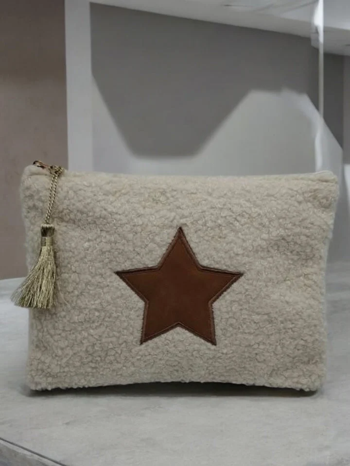 Pochette blanche à étoile marron