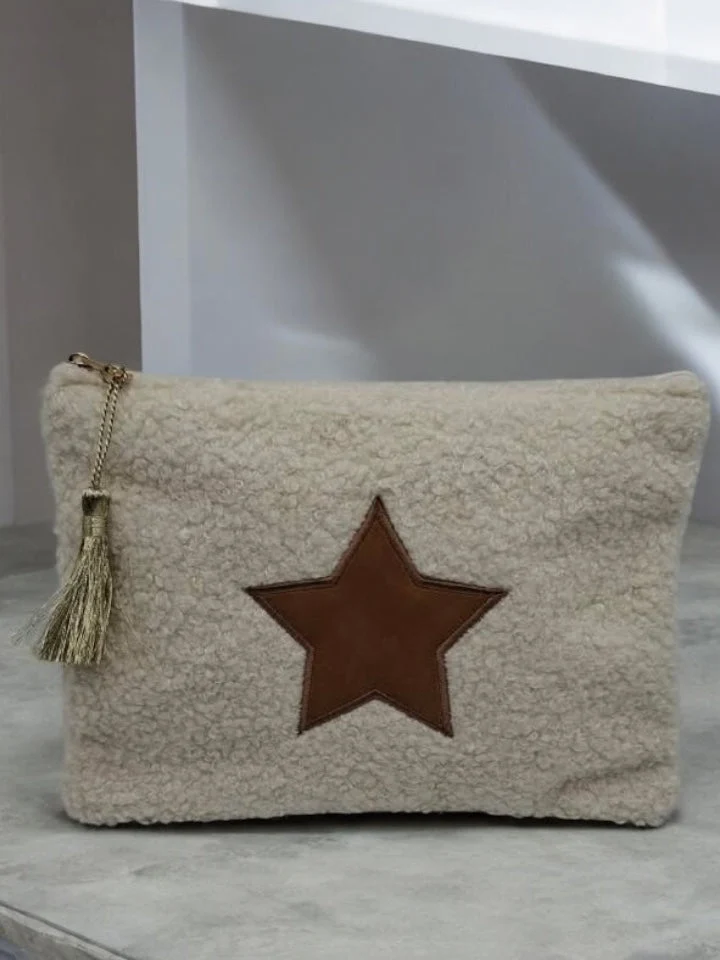 Pochette blanche à étoile marron