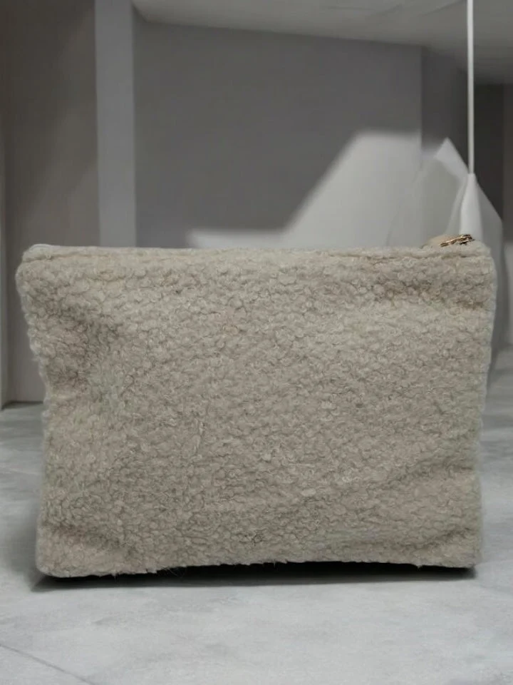 Pochette blanche à étoile marron