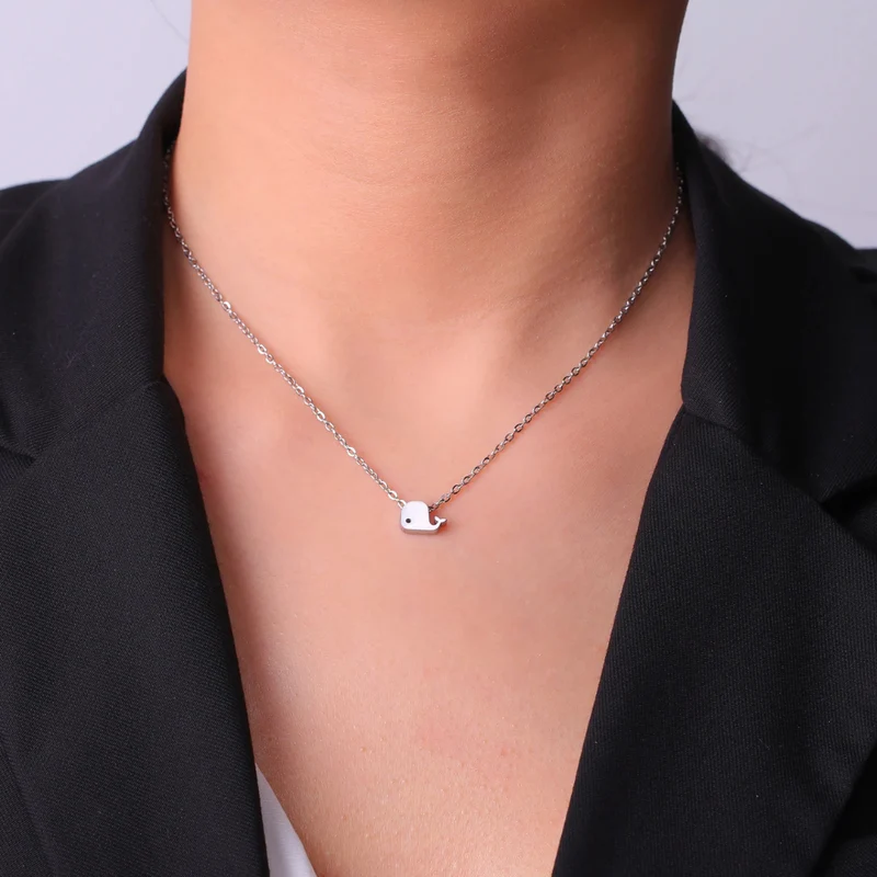 Collier Pendentif Baleine Femme