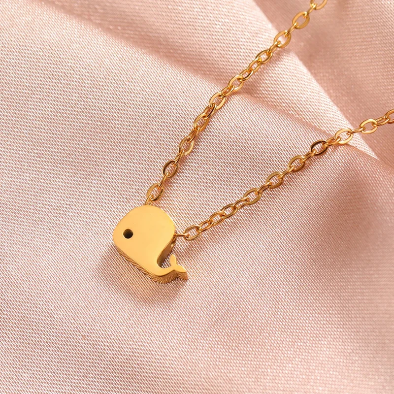 Collier Pendentif Baleine Femme