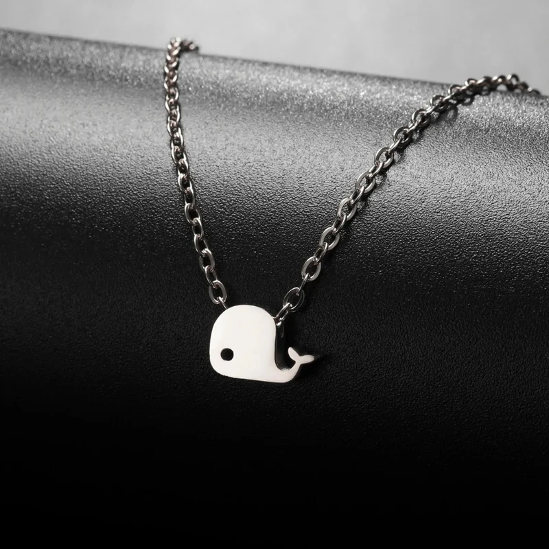 Collier Pendentif Baleine Femme