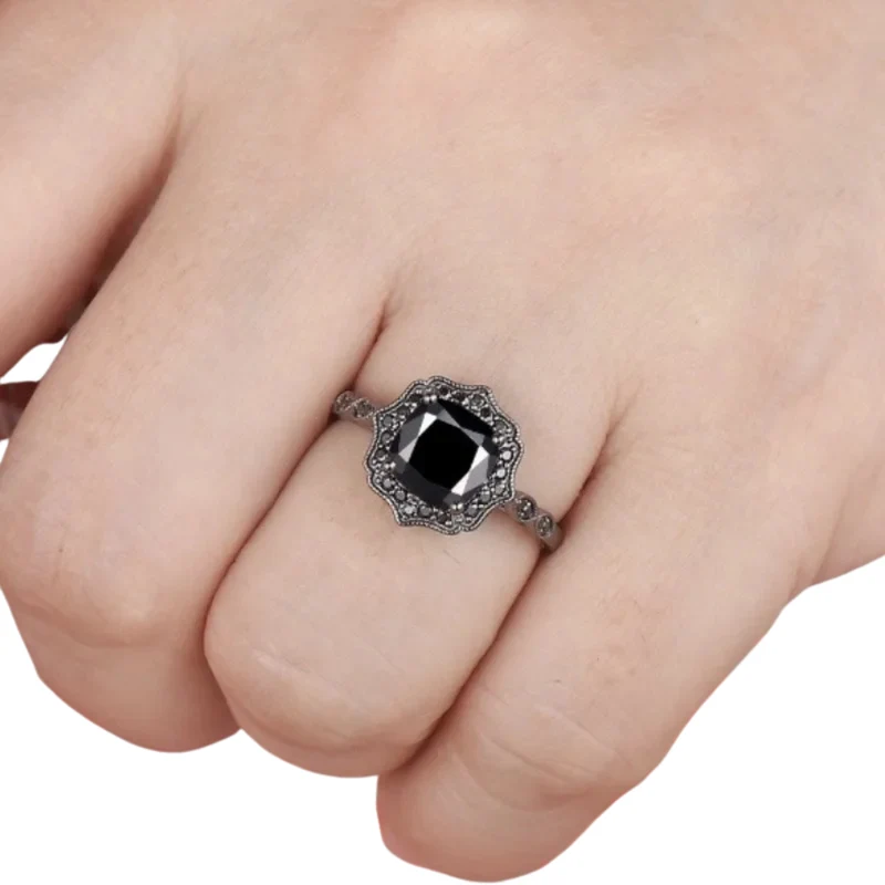 Bague Noire Pierre Carrée
