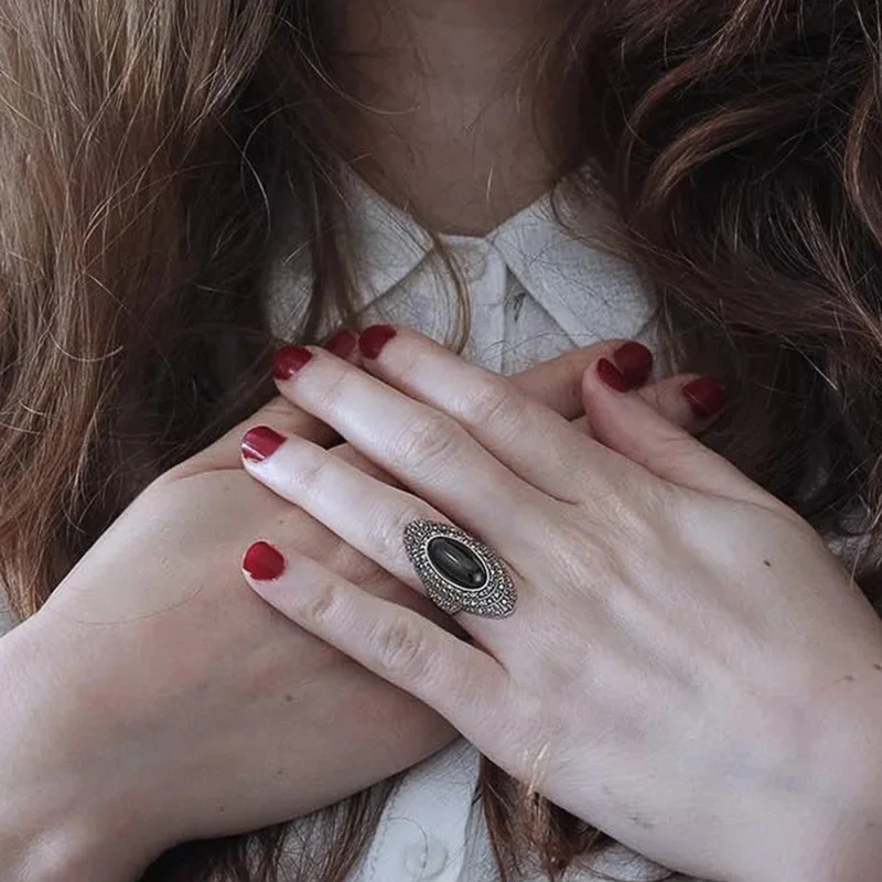 Bague Noire Ovale