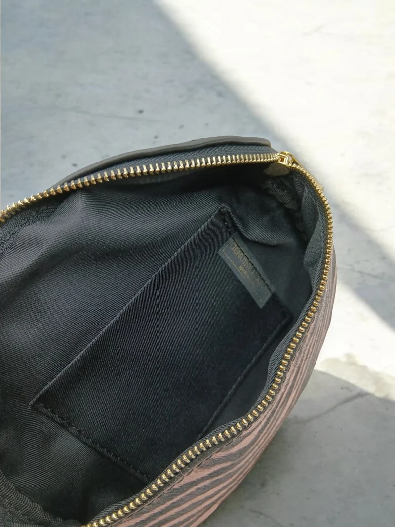 Sac banane en cuir motif zèbre rose et noir