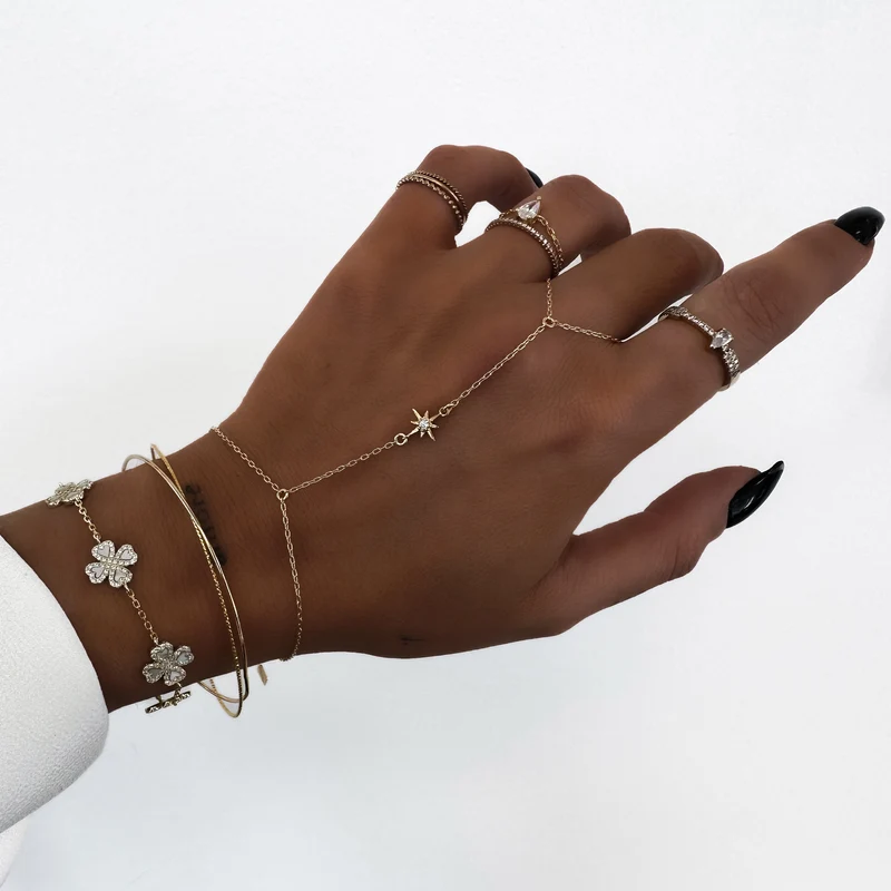 BIJOUX DE MAIN "STAR"