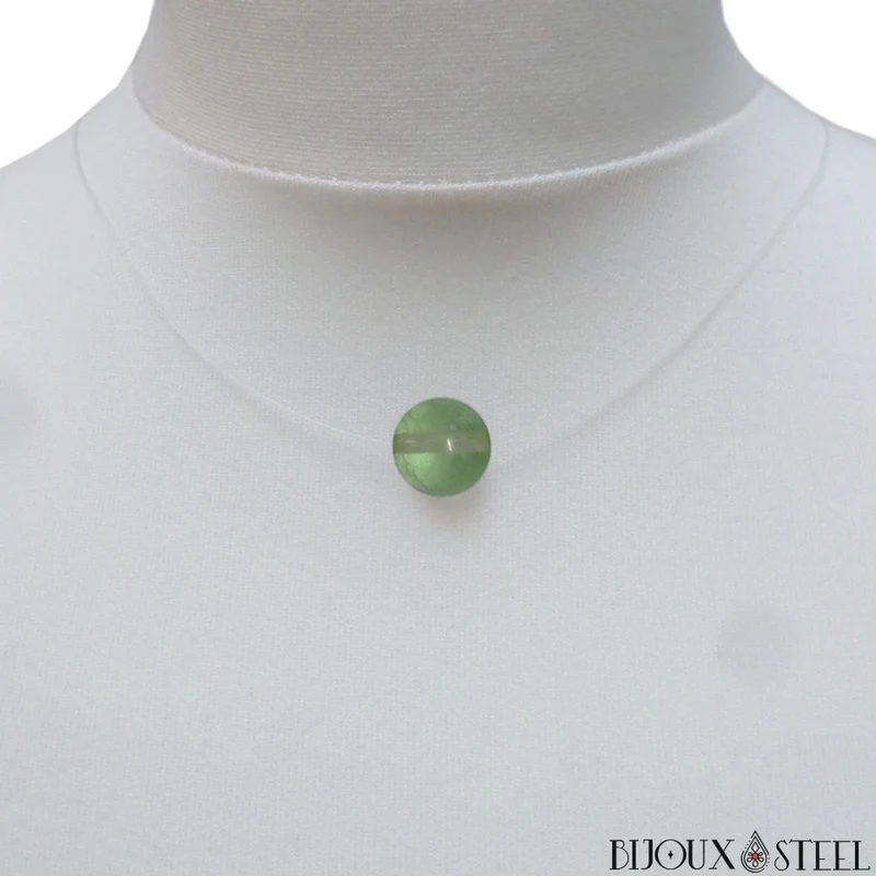 Collier à perle de fluorite verte sur fil de nylon