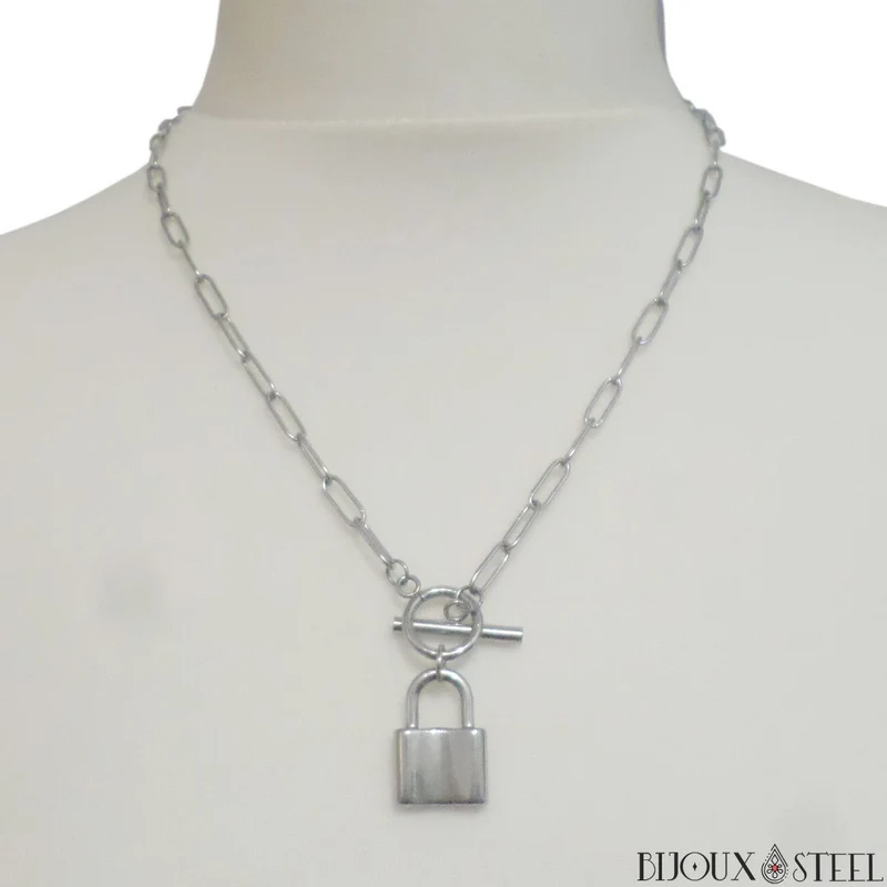Collier maille trombone à pendentif cadenas sur fermoir en acier inoxydable