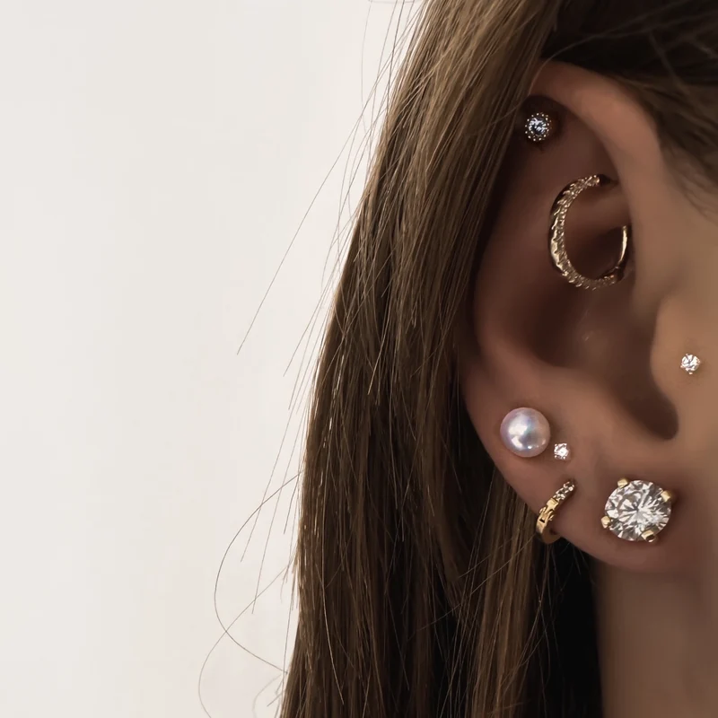 PIERCING "TIFF DAITH"