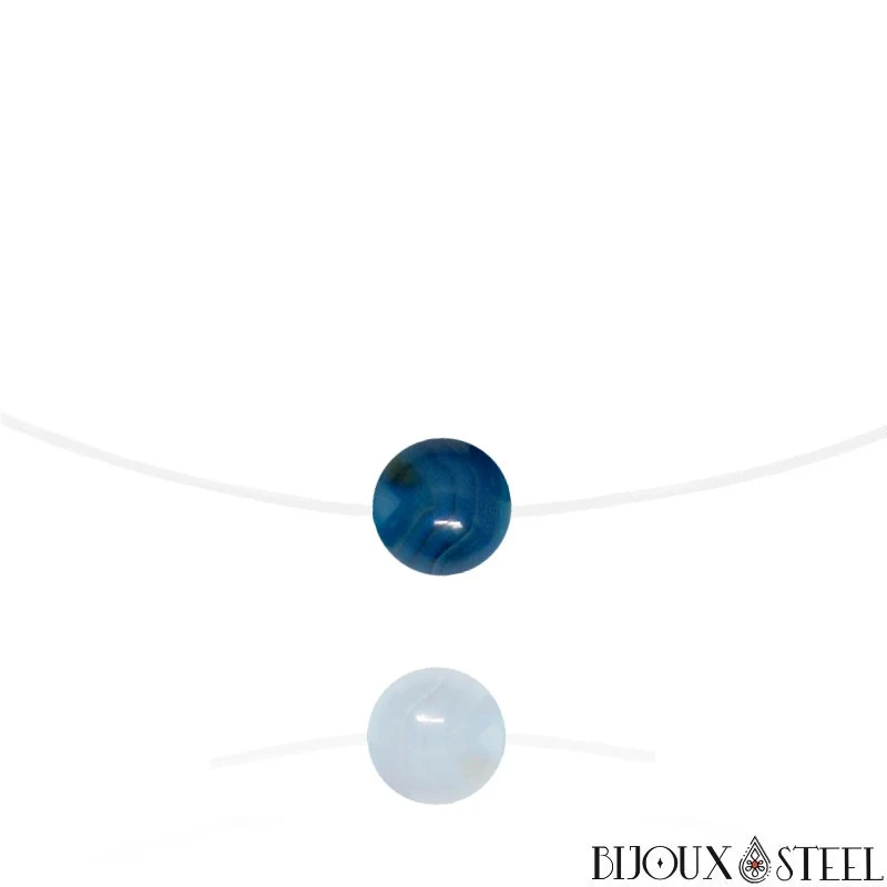 Collier à perle d'agate bleue sur fil de nylon