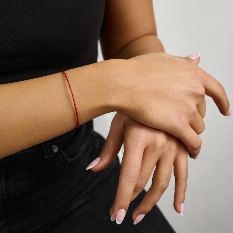Bracelet de protection en cordon rouge et or