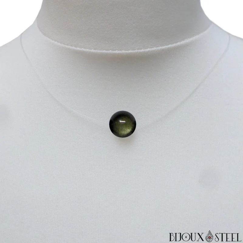 Collier à perle d'obsidienne dorée sur son fil nylon