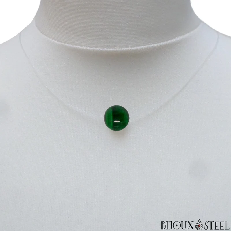 Collier à perle d'oeil de tigre vert sur fil de nylon