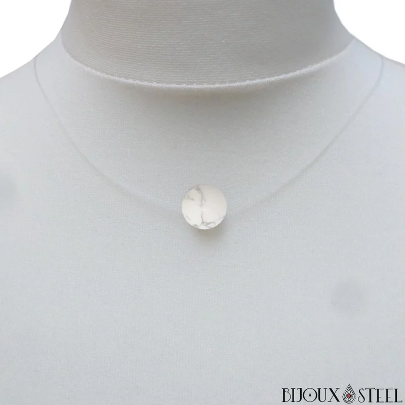 Collier à perle d'howlite sur fil de nylon