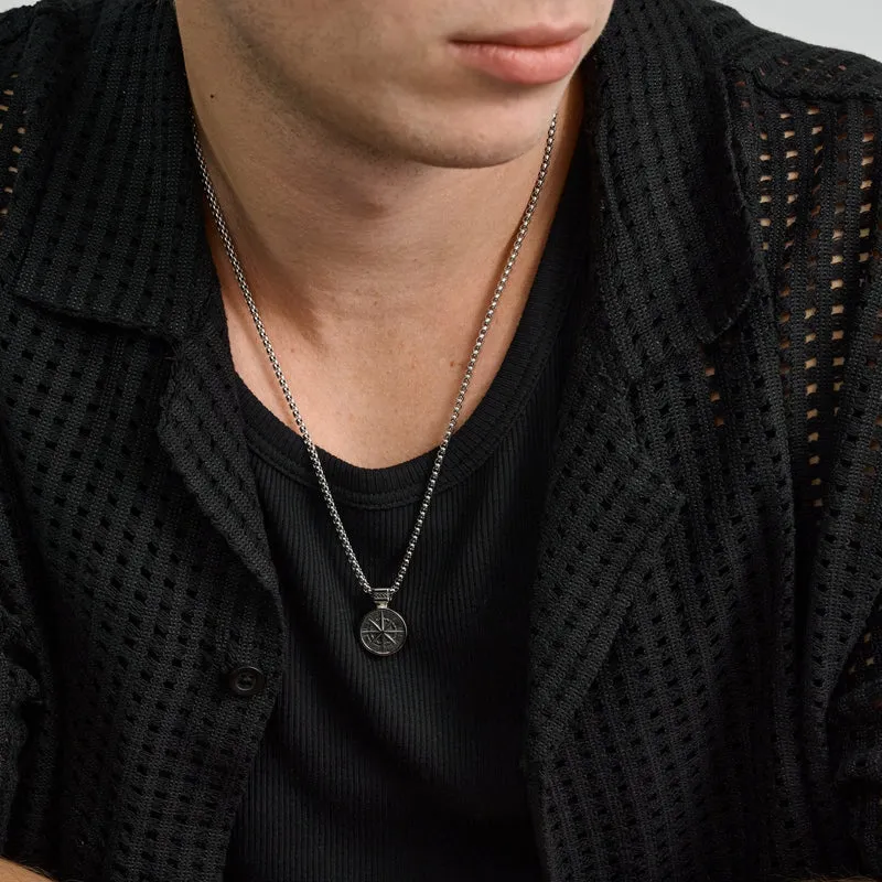 Pendentif Urne Compas