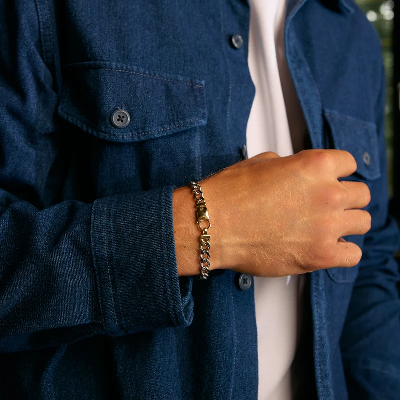 Bracelet à maillons cubains avec fermoir en or