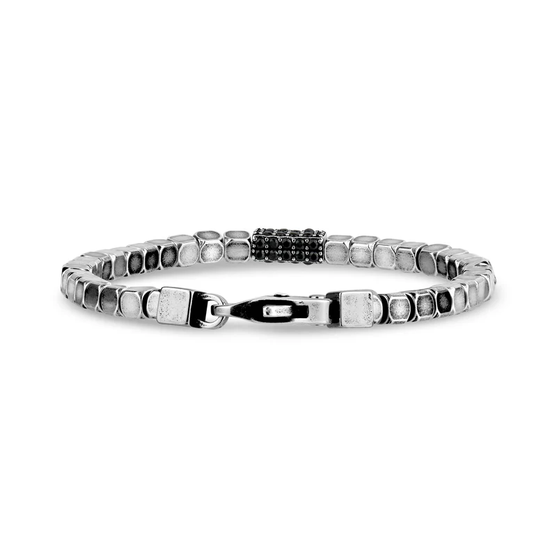 Bracelet à maillons carrés sertis de pierres