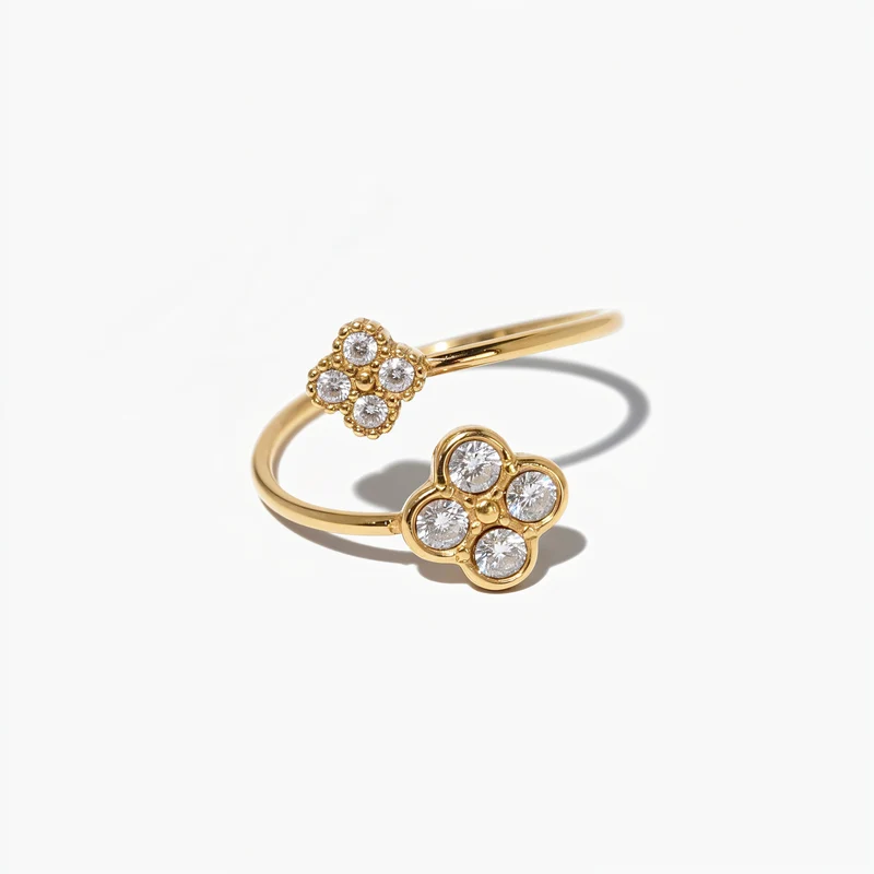 Bague Trèfle À Quatre Feuilles Sertie De Cristal