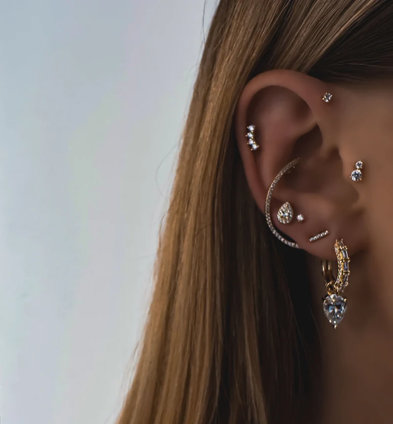 PIERCING "QUEEN"