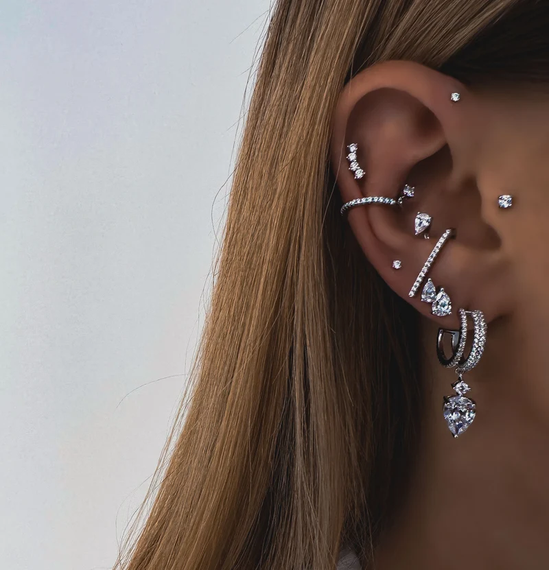 PIERCING "QUEEN"