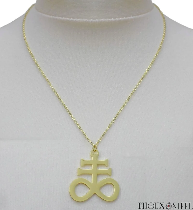 Collier à pendentif croix satanique en acier inoxydable